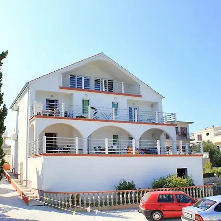 By The Sea Razanj, Rogoznica - 10318 Apartment *
