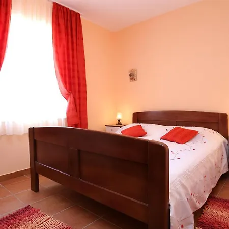 Apartment By The Sea Razanj, Rogoznica - 10318