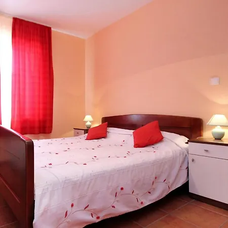 By The Sea Razanj, Rogoznica - 10318 Apartment *