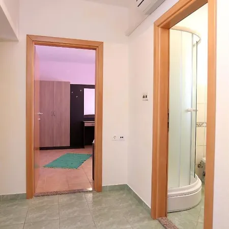 Apartment By The Sea Razanj, Rogoznica - 10318 *